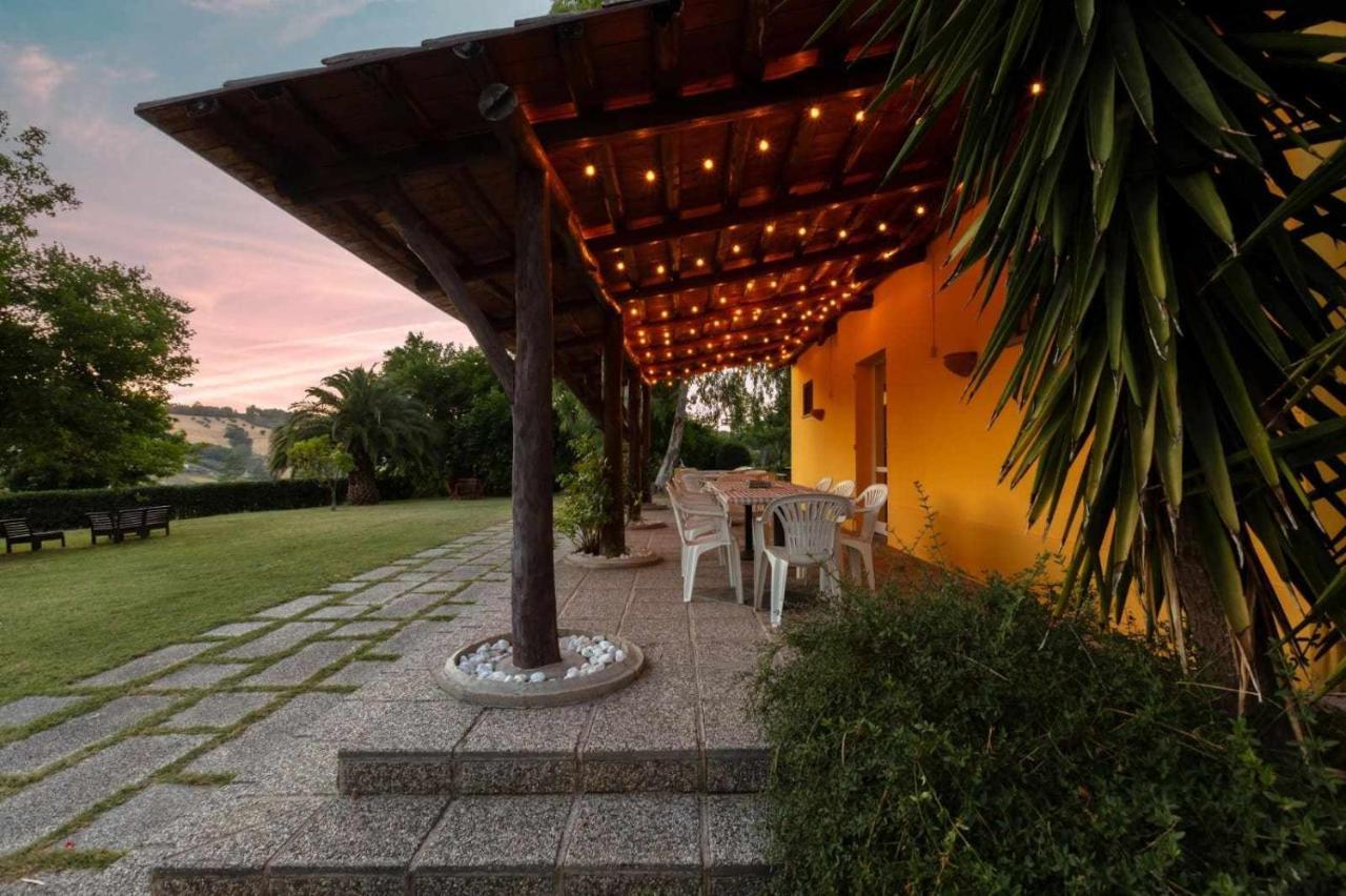 La Meriggia Agriturismo- Ampio Appartamento Con Terrazza Esclusiva Ancona Exterior foto